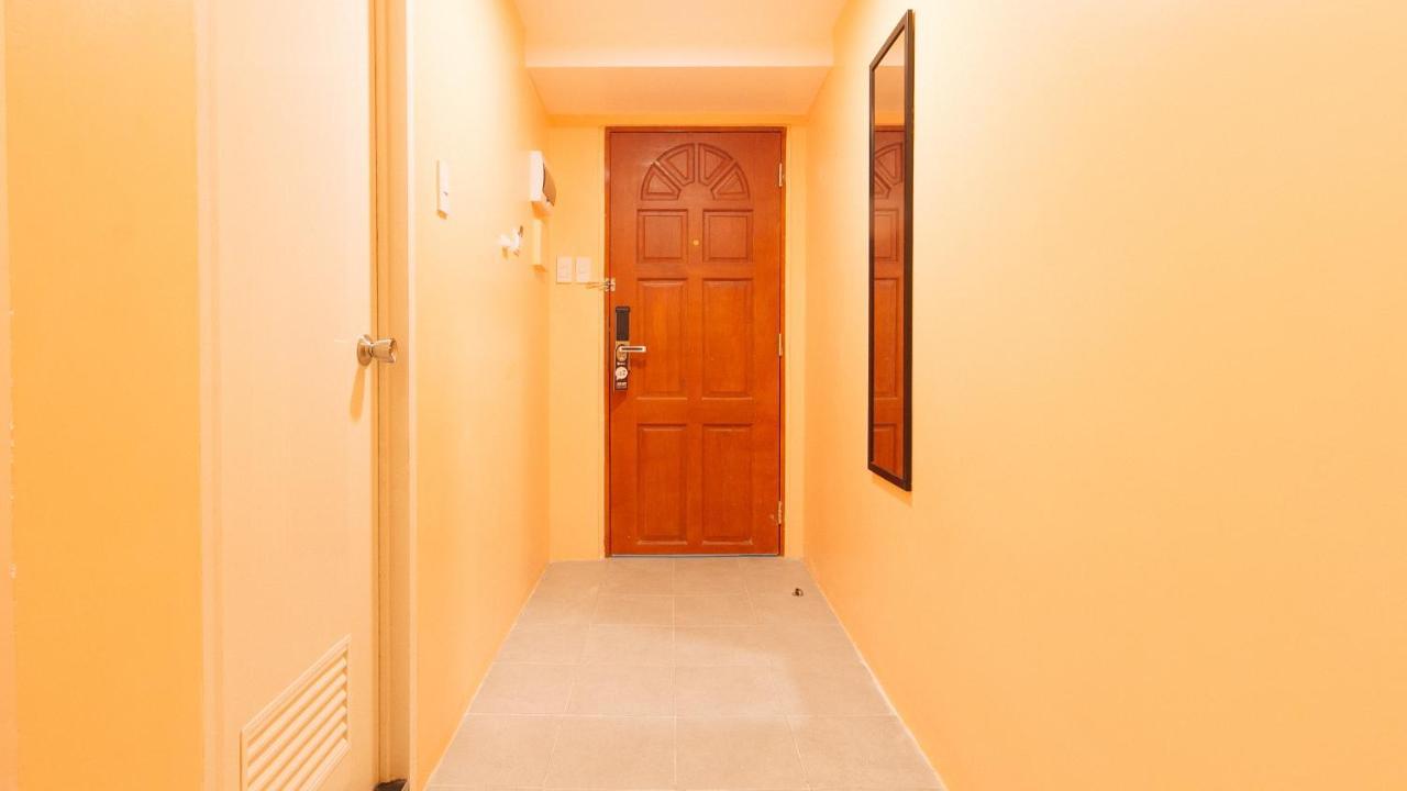 Reddoorz Plus @ Kaizen Suites Taft Avenue Манила Екстериор снимка