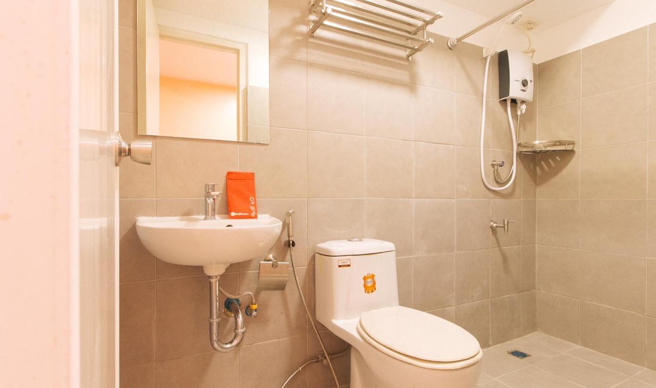 Reddoorz Plus @ Kaizen Suites Taft Avenue Манила Екстериор снимка